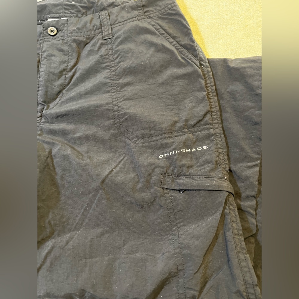 🏕️ Columbia PFG Omni-Shade Convertible Hiking Pants Women’s Size 4 Black Outdoor - Picture 2 of 6